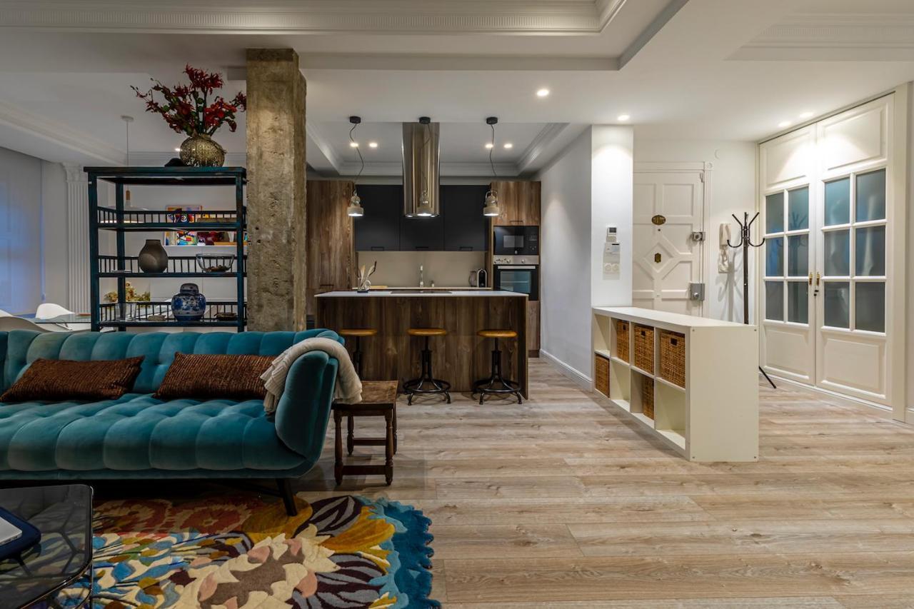 110 M2 Central Apartment In Abando Close To Guggenheim With Parking Bilbao Exterior foto