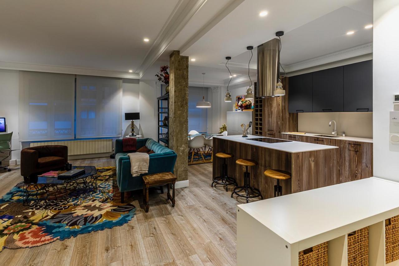 110 M2 Central Apartment In Abando Close To Guggenheim With Parking Bilbao Exterior foto